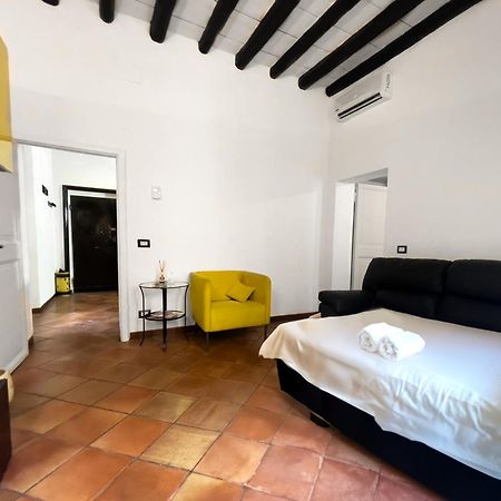 Villa Yellow Butterfly House Holiday à Rome Extérieur photo